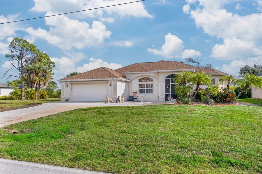 ***No Hurricane Damage*** 

Welcome to your dream home! This - Beach Home for sale in Rotonda West, Florida on Beachhouse.com