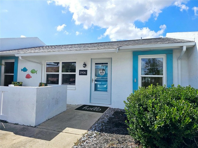 Welcome to your dream home! Charming 2BR/2BA Turnkey Furnished - Beach Home for sale in Bradenton, Florida on Beachhouse.com