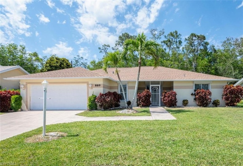 This large 2BR/2BA home has 1,784 S/F under air, a big jump in - Beach Home for sale in Naples, Florida on Beachhouse.com