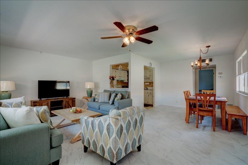 This charming and beautifully maintained 1-bedroom, 1.5-bathroom - Beach Condo for sale in Delray Beach, Florida on Beachhouse.com