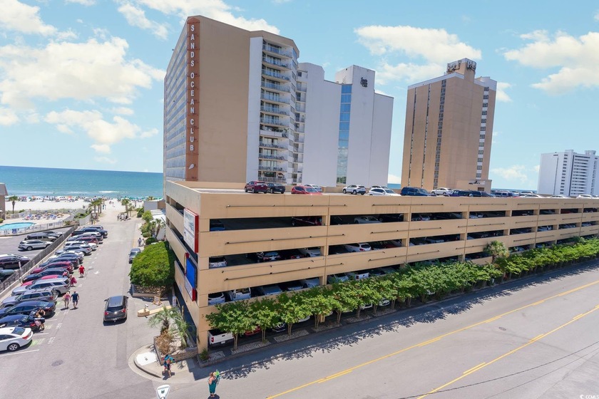 This cozy efficiency unit features refreshing ocean views and is - Beach Condo for sale in Myrtle Beach, South Carolina on Beachhouse.com