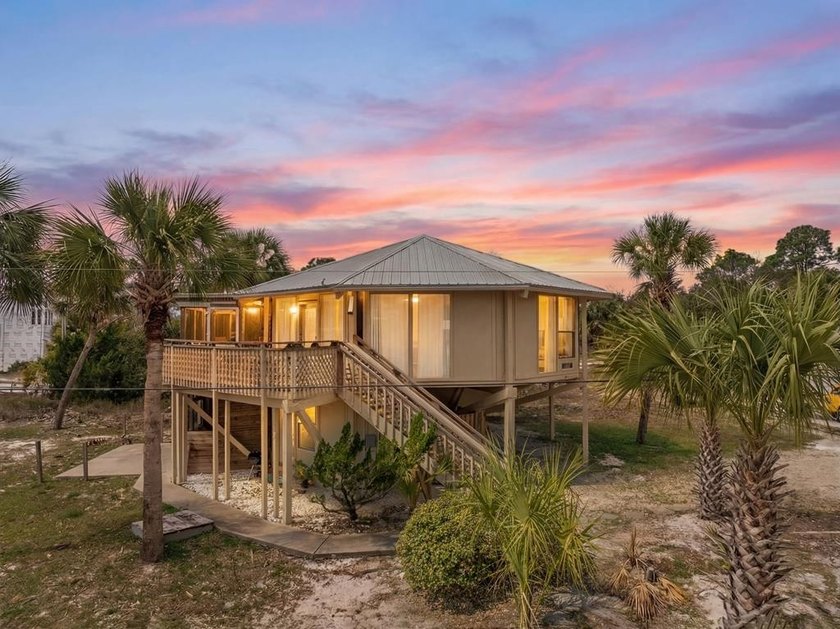 This charming octagonal beach cottage is so unique! It is - Beach Home for sale in Port St Joe, Florida on Beachhouse.com
