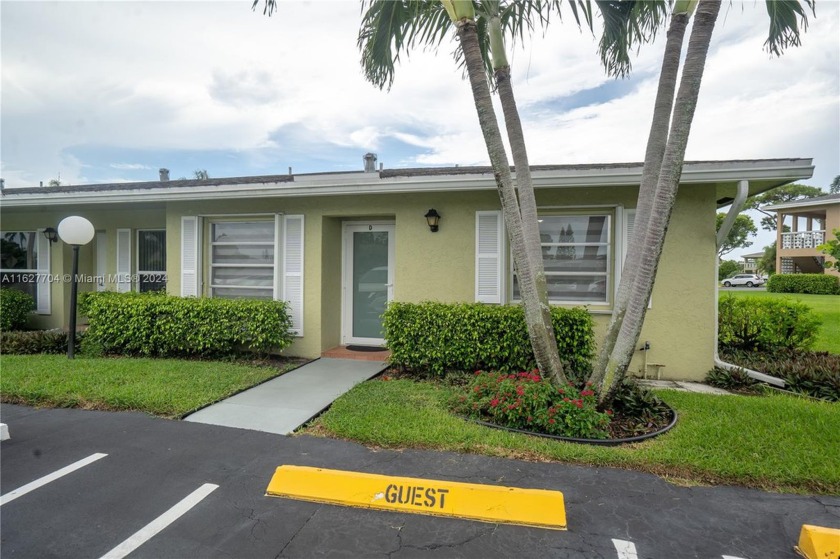 Welcome Home to this beautiful renovated villa! Pines of Delray - Beach Home for sale in Delray Beach, Florida on Beachhouse.com