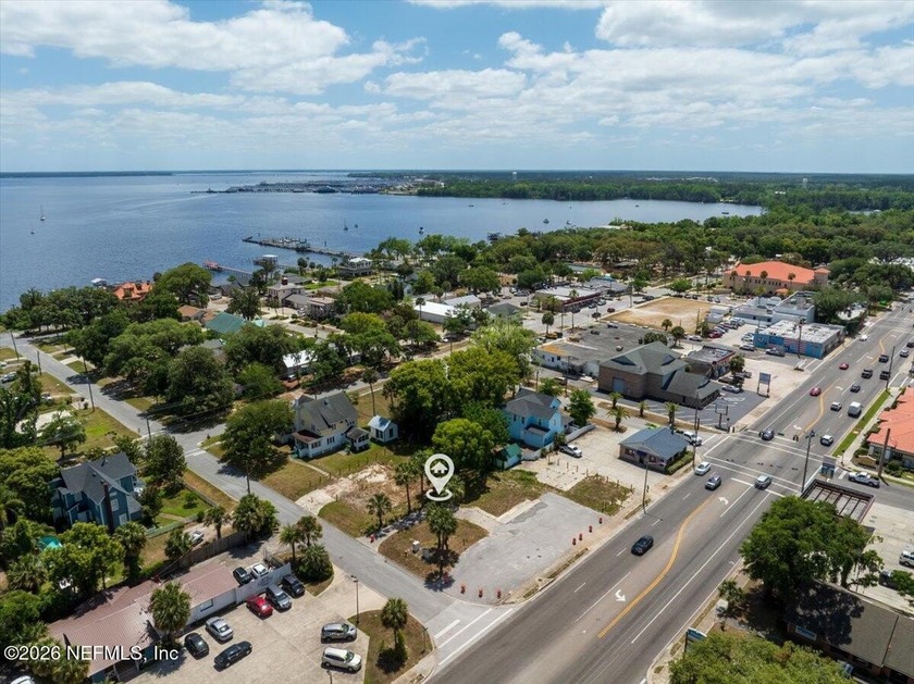 This is the ideal spot for a small restaurant, office or retail - Beach Commercial for sale in Green Cove Springs, Florida on Beachhouse.com