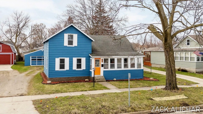 Great quiet Location and peaceful! Exceptionally sharp - Beach Home for sale in Grand Haven, Michigan on Beachhouse.com