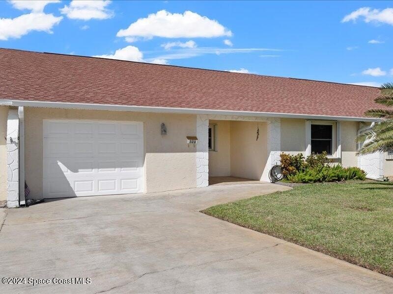 Welcome to your beachside paradise, just steps from the ocean! - Beach Townhome/Townhouse for sale in Satellite Beach, Florida on Beachhouse.com