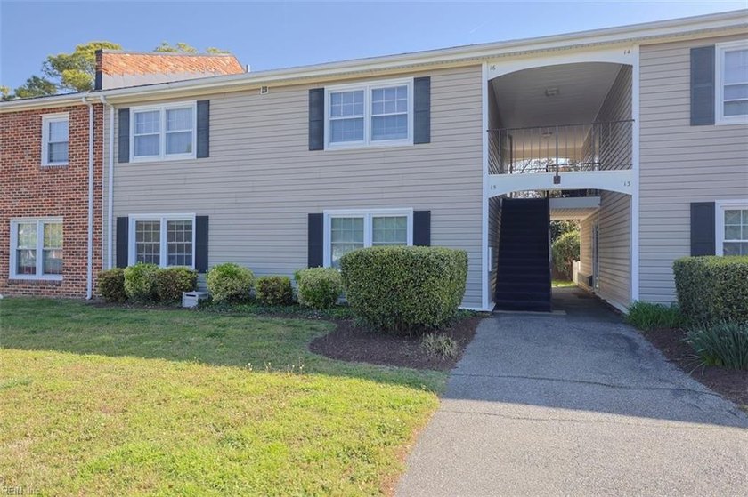 Welcome to Towne Square, a gated community offering convenience - Beach Condo for sale in Newport News, Virginia on Beachhouse.com
