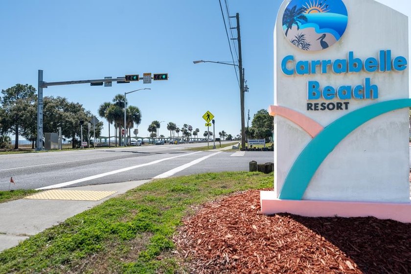 Carabelle RV Resort end spot. This back in space has a swing - Beach Lot for sale in Carabelle, Florida on Beachhouse.com