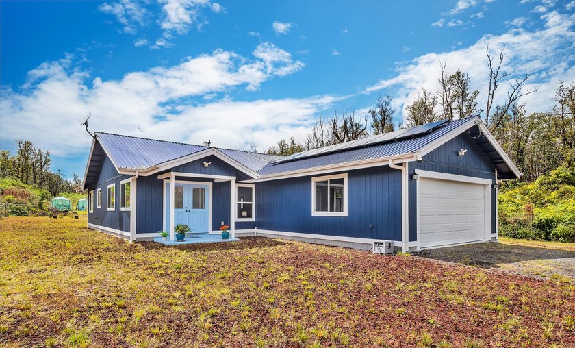 Enjoy country living on this 2-acre property in Fern Acres - Beach Home for sale in Mountain View, Hawaii on Beachhouse.com