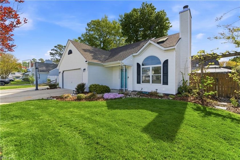 BACK ON MARKET! Top-tier school zoning, without the top-tier - Beach Home for sale in Virginia Beach, Virginia on Beachhouse.com