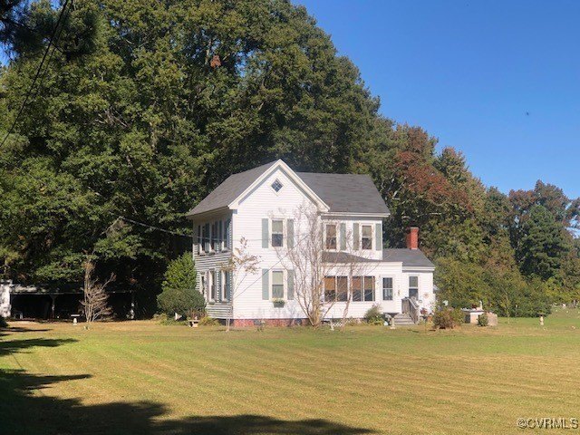 Turn of the century farmhouse just off Cockrells creek in - Beach Home for sale in Reedville, Virginia on Beachhouse.com