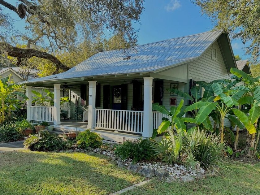 Step back in time with this charming 1840s Florida Cracker - Beach Home for sale in Apalachicola, Florida on Beachhouse.com