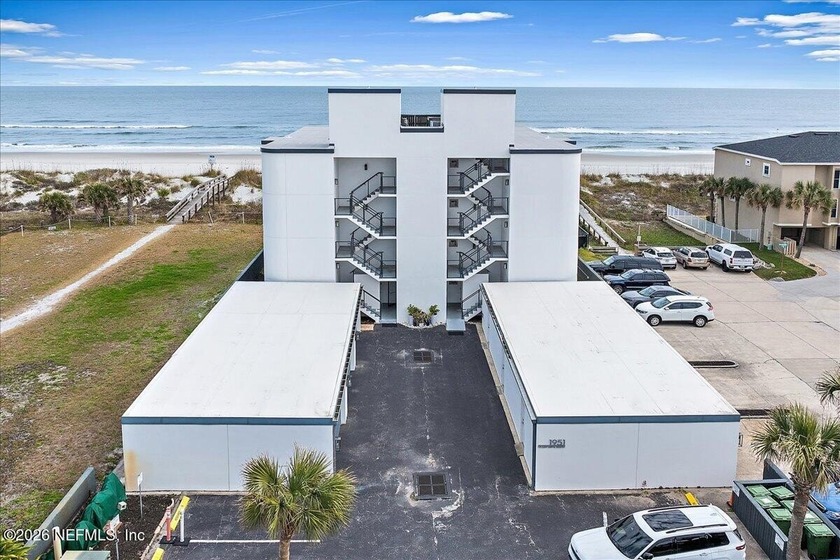 Beautifully renovated and perfectly appointed, this oceanfront - Beach Condo for sale in Jacksonville Beach, Florida on Beachhouse.com