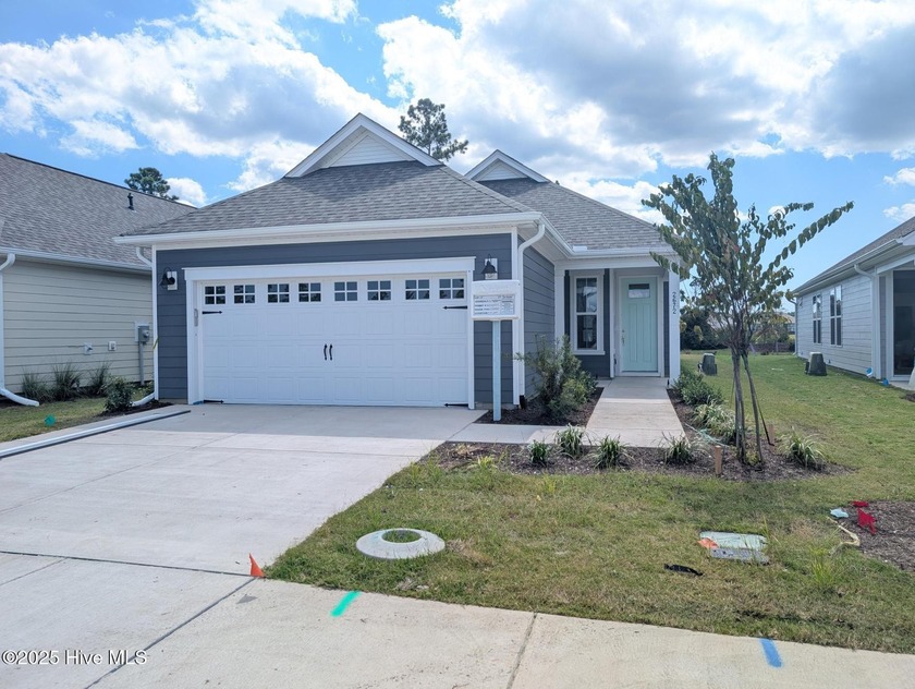 Just 10 minutes from Downtown Wilmington, this new Del Webb - Beach Home for sale in Leland, North Carolina on Beachhouse.com