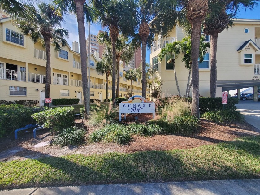Under contract-accepting backup offers. Price Adjustment! - Beach Townhome/Townhouse for sale in Redington Shores, Florida on Beachhouse.com