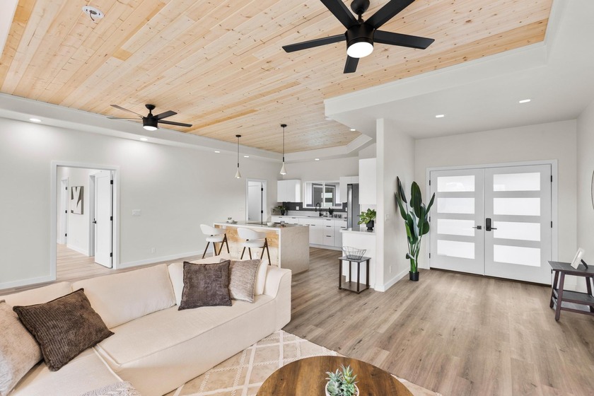 Located on a paved road just a few blocks from the dramatic - Beach Home for sale in Keaau, Hawaii on Beachhouse.com