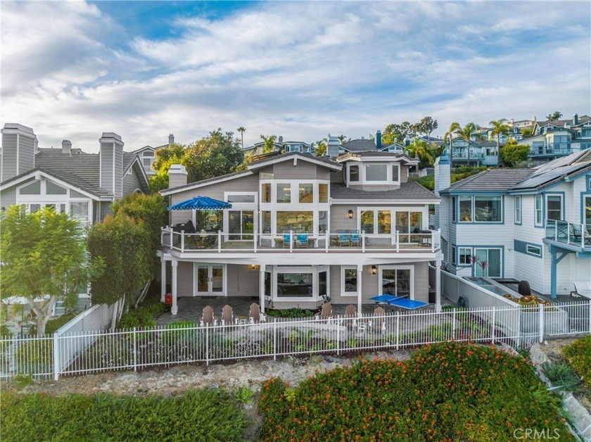 With sophisticated architecture crafted to showcase panoramic - Beach Home for sale in Dana Point, California on Beachhouse.com