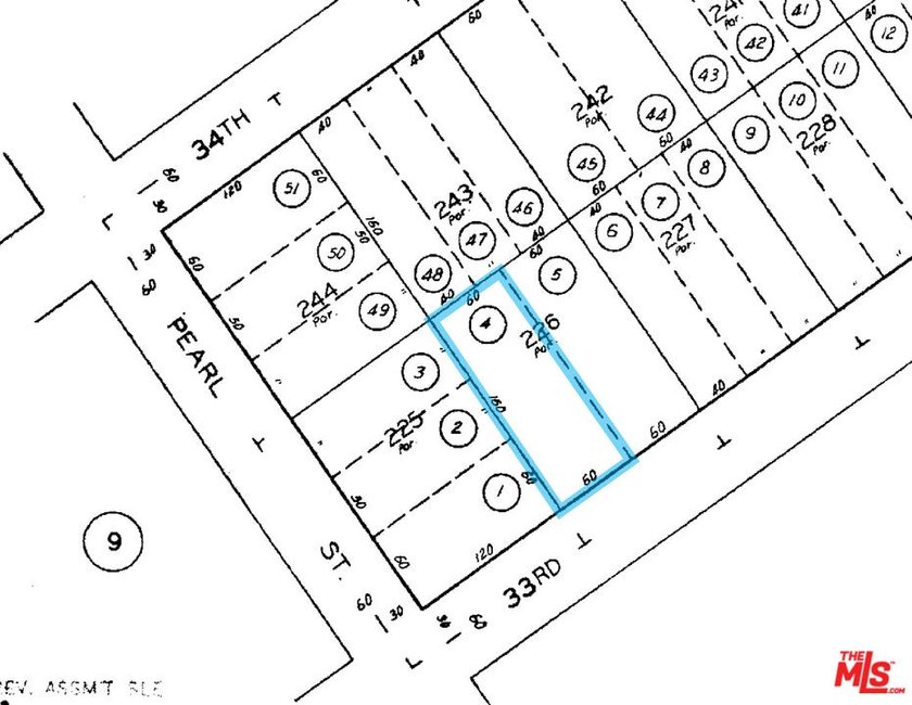 Fantastic lot value opportunity in prime Sunset Park - Beach Home for sale in Santa Monica, California on Beachhouse.com