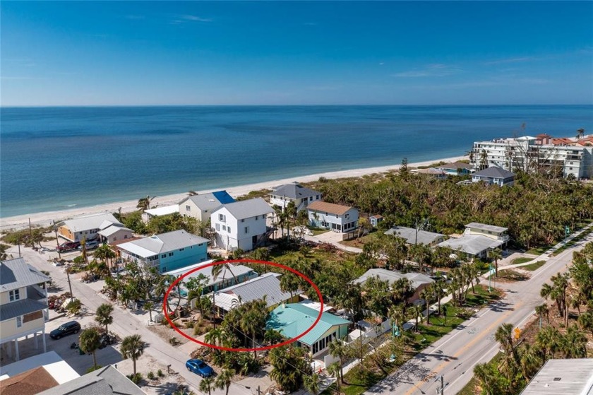 This is your time to Escape to the Beach! With only 4 houses - Beach Home for sale in Englewood, Florida on Beachhouse.com