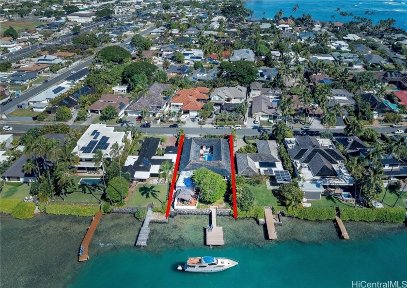 On the market for the first time in over 50 years, we present - Beach Home for sale in Honolulu, Hawaii on Beachhouse.com