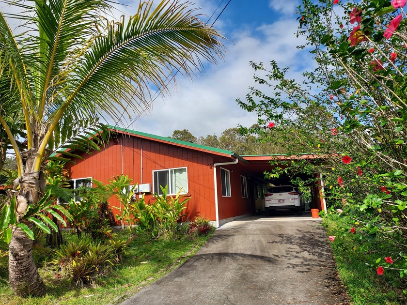 ONE OF THE FINEST AND SPACIOUS 4 BEDROOM 3 BATH WITH BEAUTIFUL - Beach Home for sale in Mountain View, Hawaii on Beachhouse.com