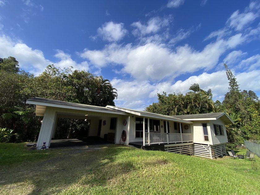 An incredible and *RARE opportunity* to own a home in lava zone - Beach Home for sale in Mountain View, Hawaii on Beachhouse.com