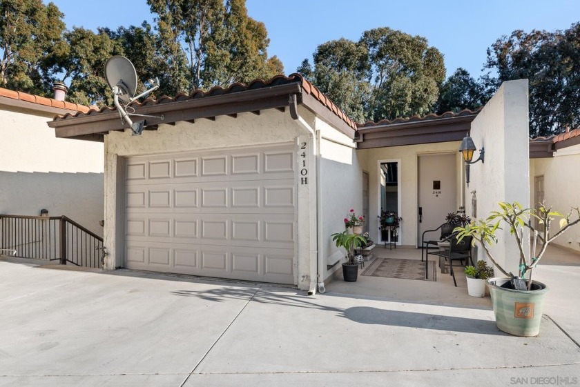 Spectacular Opportunity to own a 2 Bedroom 2 Bathroom Oversized - Beach Townhome/Townhouse for sale in Carlsbad, California on Beachhouse.com