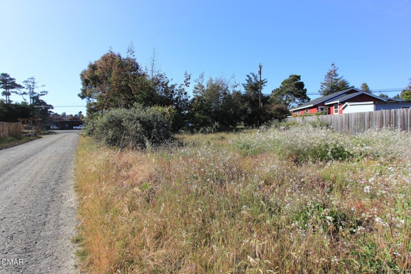 Small parcel outside the coastal zone could be a great location - Beach Lot for sale in Fort Bragg, California on Beachhouse.com