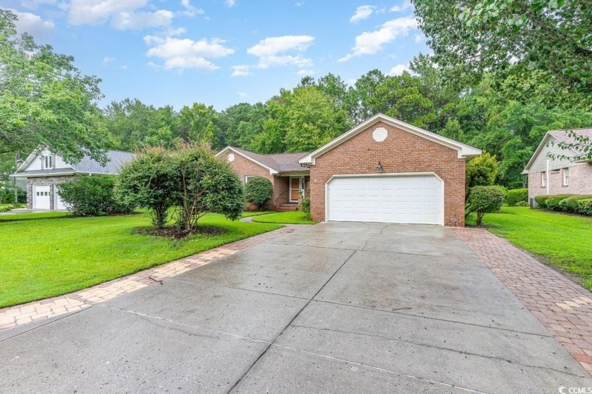 Well-designed all-brick single-story home in the popular - Beach Home for sale in Myrtle Beach, South Carolina on Beachhouse.com