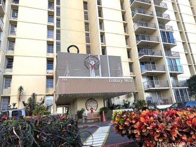 FEBRUARY 8 OPEN HOUSE - CANCELLED. This unit included 2-parking - Beach Condo for sale in Honolulu, Hawaii on Beachhouse.com