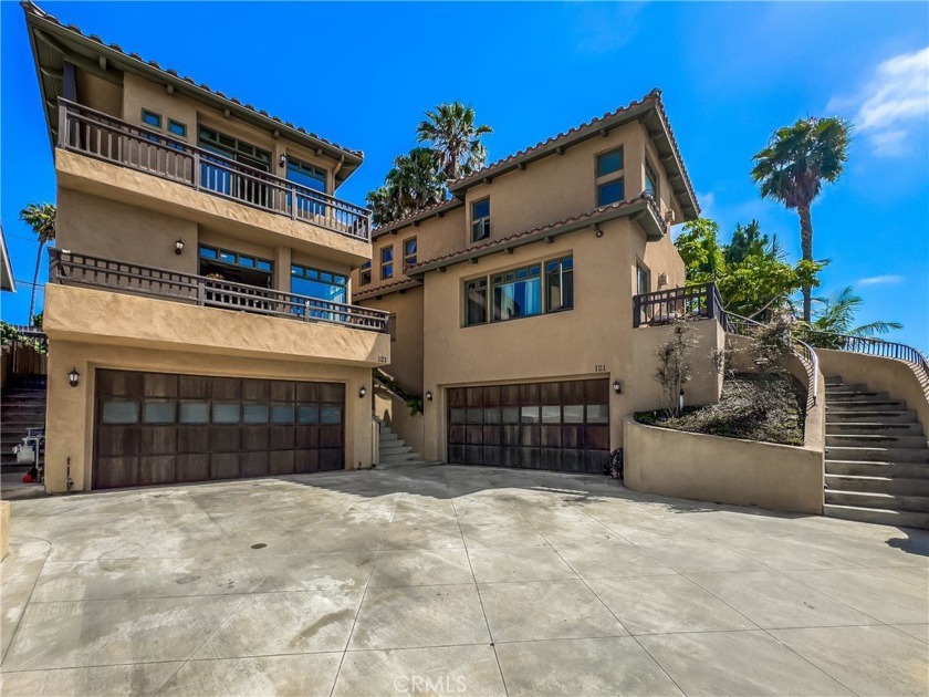 Stunning, luxury duplex located close to world famous beaches - Beach Condo for sale in San Clemente, California on Beachhouse.com