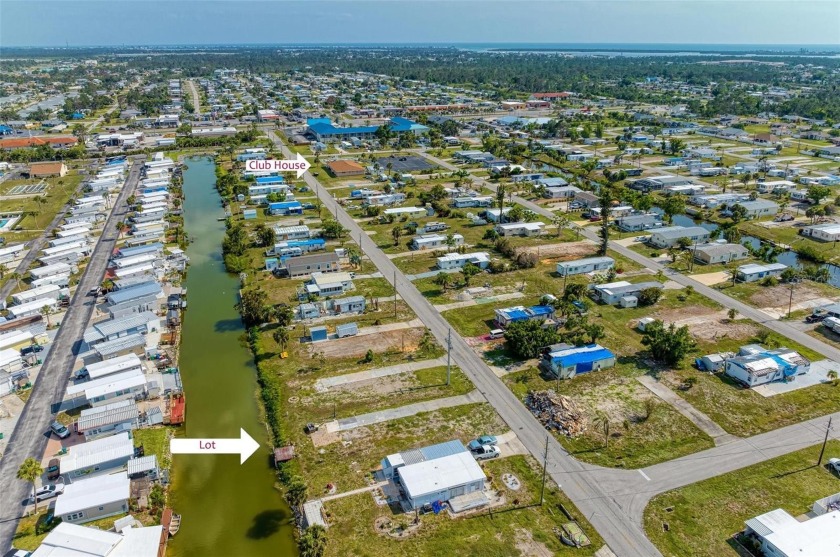 This beautiful waterfront lot is ready to welcome your brand new - Beach Lot for sale in Englewood, Florida on Beachhouse.com