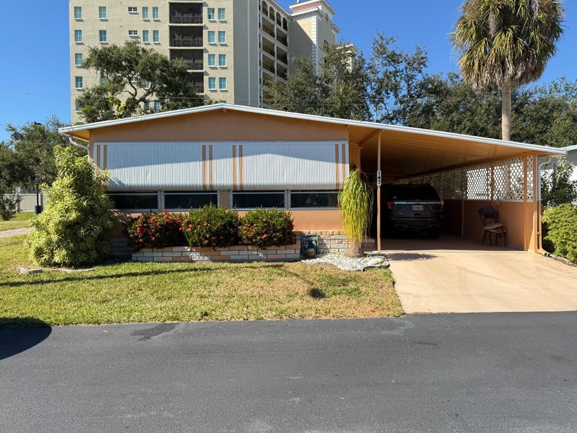 Just listed is this 2-bedroom 2-bathroom move-in ready home - Beach Home for sale in Palmetto, Florida on Beachhouse.com