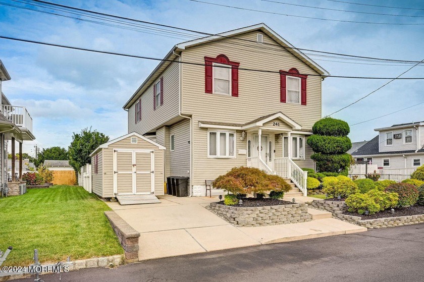 Wake up to views of the waterfront! Pride of ownership shines in - Beach Home for sale in South Amboy, New Jersey on Beachhouse.com