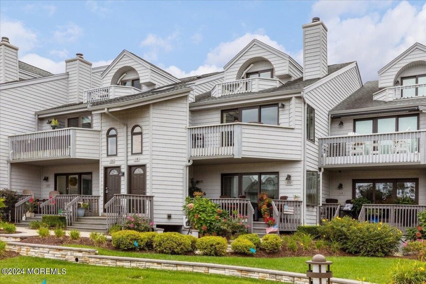 Welcome to 118 Ashley Avenue, a stunning 2-bedroom, 2-bathroom - Beach Condo for sale in Brielle, New Jersey on Beachhouse.com