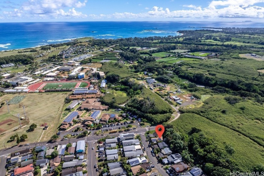 This is an owner occupied and well kept home that backs up to - Beach Home for sale in Kahuku, Hawaii on Beachhouse.com