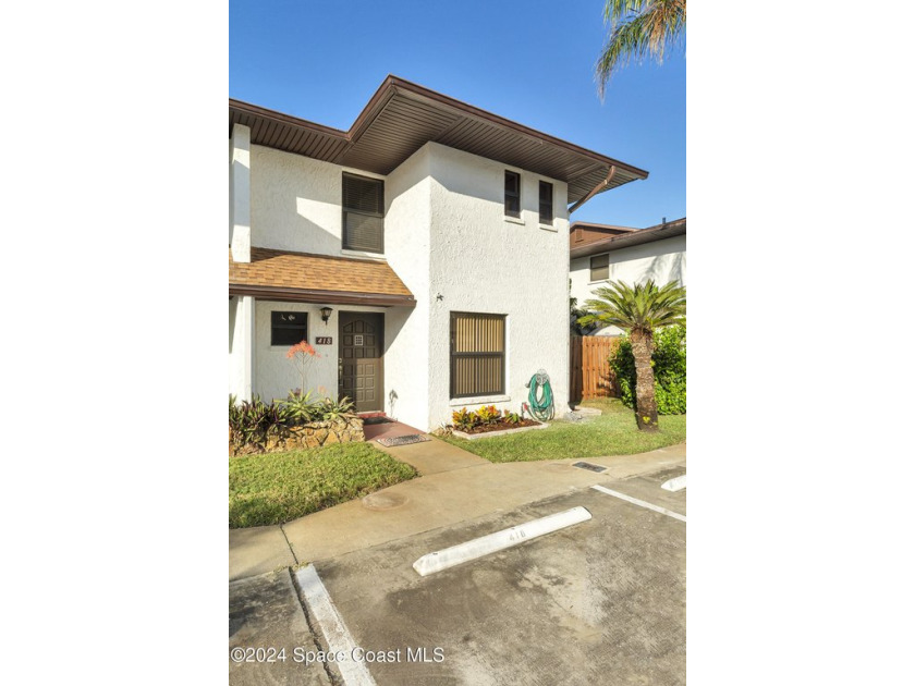 Charming Coastal Townhome Steps from Northridge Beach entrance! - Beach Townhome/Townhouse for sale in Cape Canaveral, Florida on Beachhouse.com