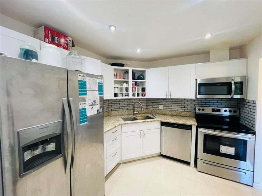 Spacious 2-bedroom, 2-bath condo in a gated community. Both - Beach Condo for sale in Lauderhill, Florida on Beachhouse.com