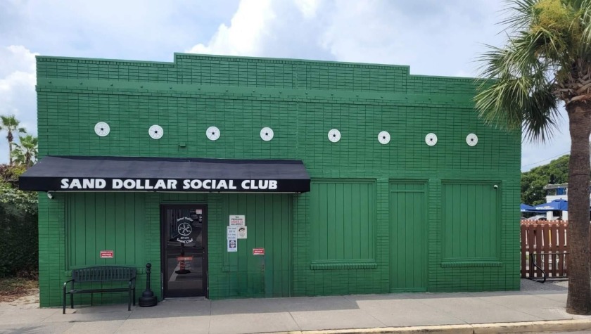 The Sand Dollar Club #7 Center Street is an excellent - Beach Home for sale in Folly Beach, South Carolina on Beachhouse.com