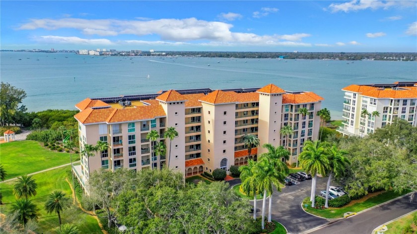 Welcome to the pristine waters of Boca Ciega Bay inside the - Beach Condo for sale in St. Petersburg, Florida on Beachhouse.com