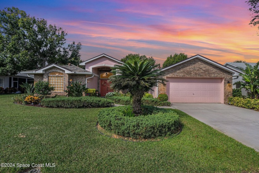 Do not miss out on this Large Brick-Front 4-bed,3 bath split - Beach Home for sale in Melbourne, Florida on Beachhouse.com