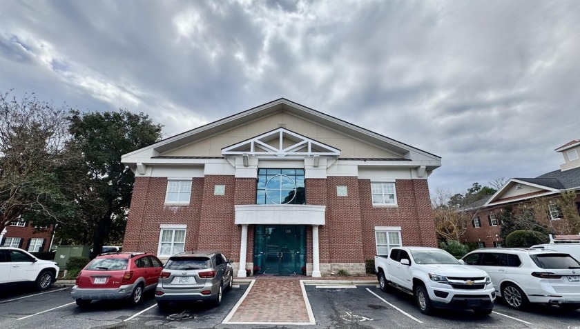 This office is approximately .17 of the entire building and - Beach Commercial for sale in Myrtle Beach, South Carolina on Beachhouse.com