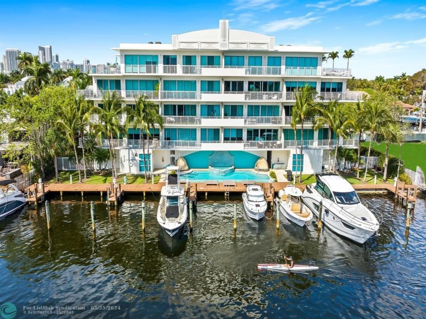 Luxury deep waterfront living at its finest. This stunning - Beach Condo for sale in Fort Lauderdale, Florida on Beachhouse.com
