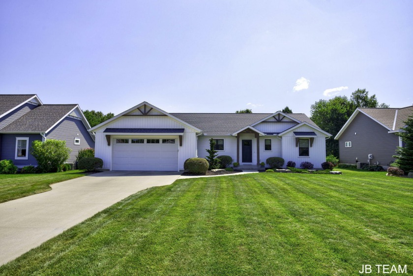 Welcome to Parkside Landings in Douglas! This modern-farmhouse - Beach Home for sale in Douglas, Michigan on Beachhouse.com