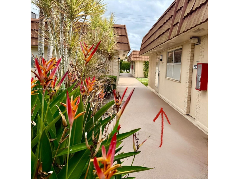 CORNER ONE STORY VILLA, 55+ COMMUNITY , CLOSE TO MAIN CLUB - Beach Condo for sale in Delray Beach, Florida on Beachhouse.com