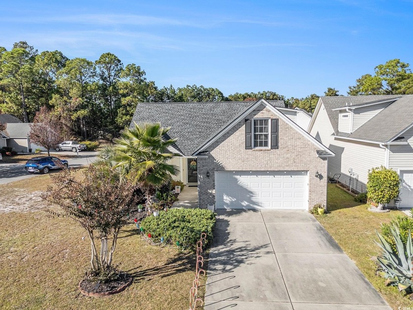 Welcome to 8201 Autumn Pond Ct., a beautifully maintained - Beach Home for sale in Myrtle Beach, South Carolina on Beachhouse.com