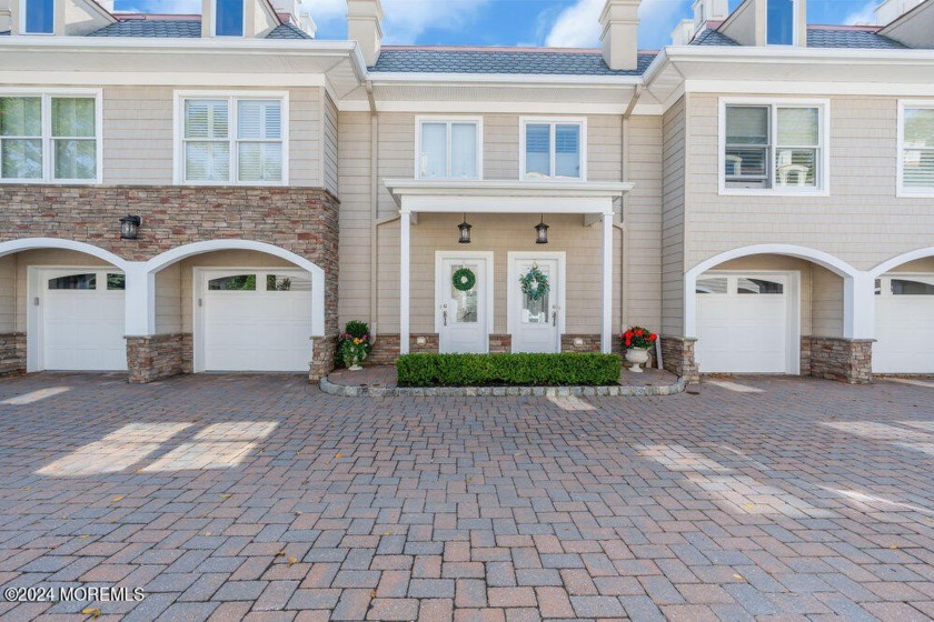 Extraordinary Virginia Crossing Townhome with 2 BRS, 2 1/2 bths - Beach Home for sale in Manasquan, New Jersey on Beachhouse.com