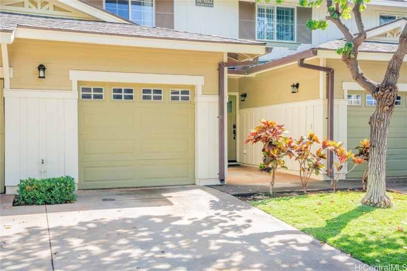 Enjoy resort living in this 2-story, 2 bed, 2.5 bath townhome - Beach Condo for sale in Kapolei, Hawaii on Beachhouse.com