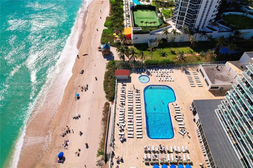 allowed oceanfront condo. Welcome to your seaside retreat, this - Beach Condo for sale in Sunny Isles Beach, Florida on Beachhouse.com