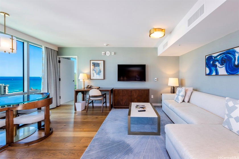 Island-Style Luxury meets 5-Star Resort Resort Living at the - Beach Condo for sale in Honolulu, Hawaii on Beachhouse.com